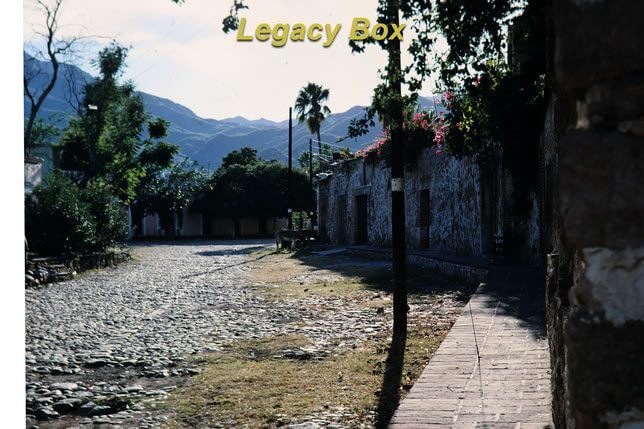 Legacy Box — Mexico street scene with plugged shadows and missing left-edge content